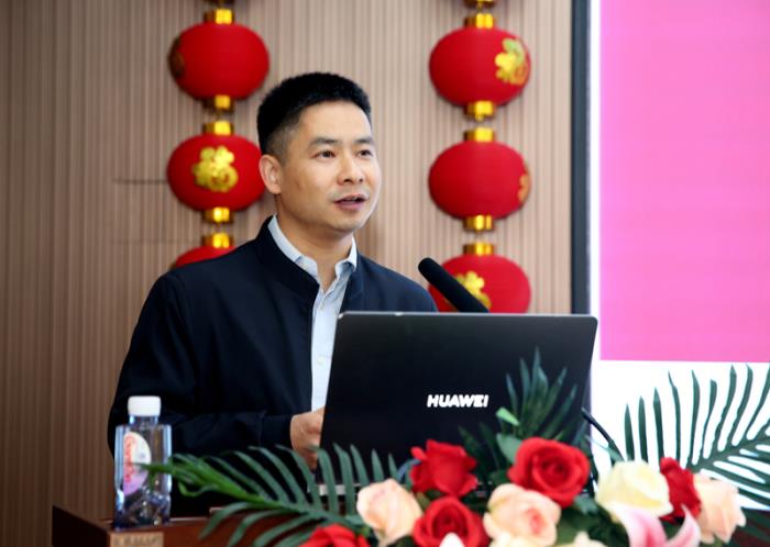 C:\Users\user\Desktop\千人千乡 项目\20250524-25 辽宁抚顺市眼病医院\照片\配图\1415.jpg