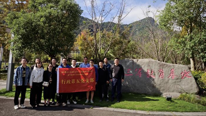 bbe5a349d12c714e1d49293f85121b44.jpg bbe5a349d12c714e1d49293f85121b44.jpg